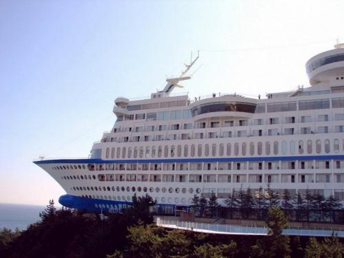 Отель в виде корабля. Корабль-отель Sun Cruise в Южной Корее… (8 фото)