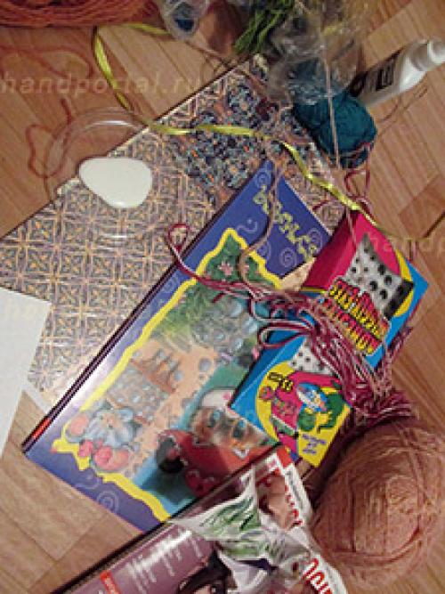 Коллаж своими руками на стену. Бумажный фотоколлаж 03 Коллаж своими руками на стену. Бумажный фотоколлаж 03