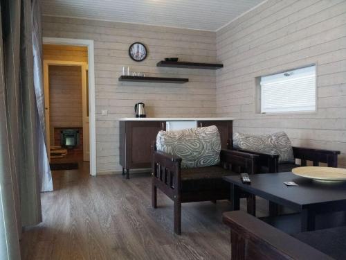 Деревянная вагонка в интерьере квартиры. Вагонка в интерьере — свойства и преимущества