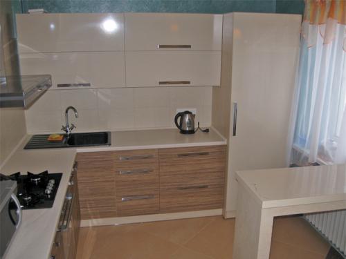 Дизайн маленькой кухни сделайте маленькое большим. Правила выбора мебели для кухни маленьких размеров