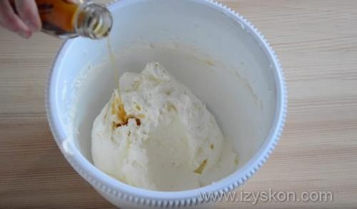 Масляный крем для капкейков. Как сделать белково-масляный крем для капкейков в домашних условиях