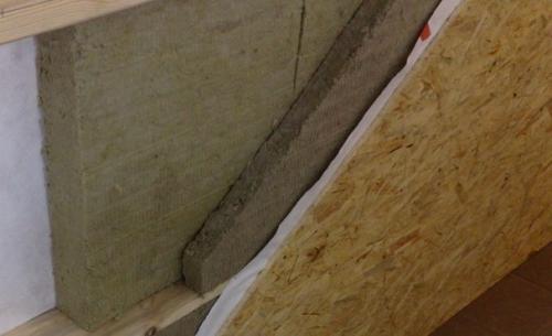 Утепление крыши в деревянном доме. Особенности утепления деревянной крыши