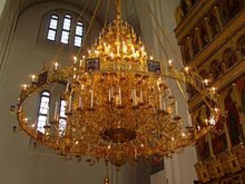 Как называется люстра со свечами. Люстра со свечами: благородство веков в современном исполнении 15