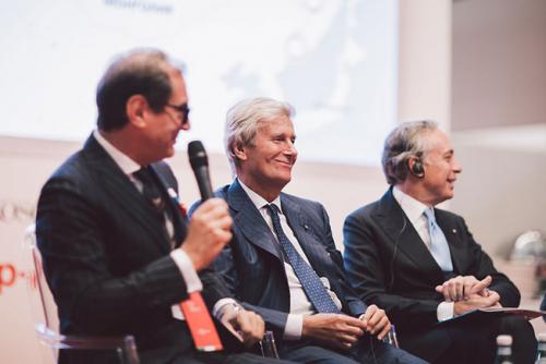 Выставка isaloni в москве 2019. Salone del Mobile.Milano Moscow 2019 06