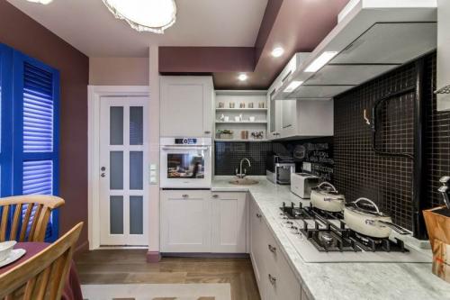 Какой выбрать материал для фасадов кухни. Требования к кухонному гарнитуру