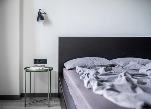 Квартира в доме 1930х годов. Сдержанный стиль с яркими акцентами. 10