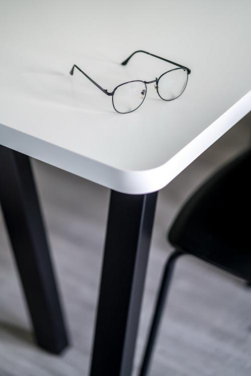 Квартира в доме 1930х годов. Сдержанный стиль с яркими акцентами. 05