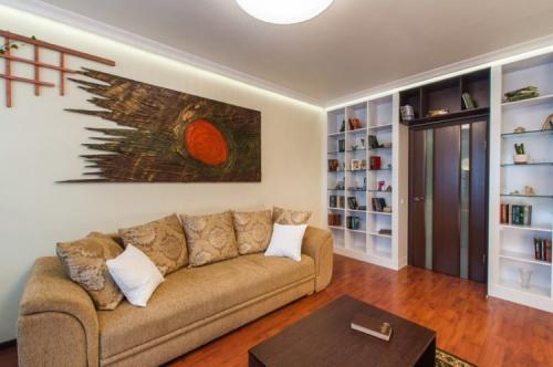 Зал - гостиная в обычной квартире. Отделочные материалы для зала