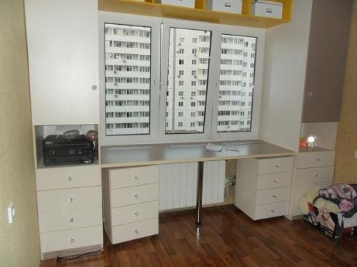 Идеи использования пространства вокруг окна 01