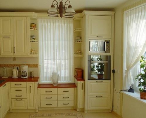 Идеи использования пространства вокруг окна 04