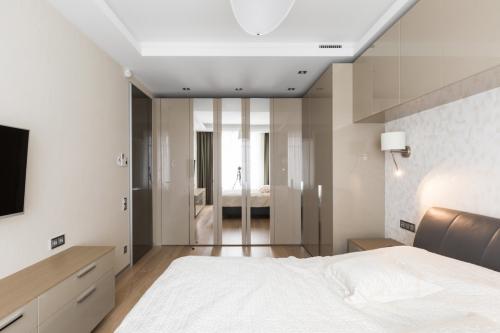 Оцените интерьер квартиры. Что бы Вы изменили? 04