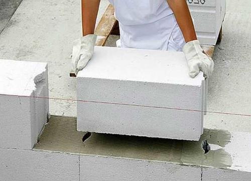 Дом из газосиликатных блоков. Укладка газобетонного блока