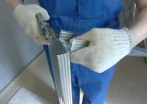 Через какое расстояние ставить профиль под гипсокартон