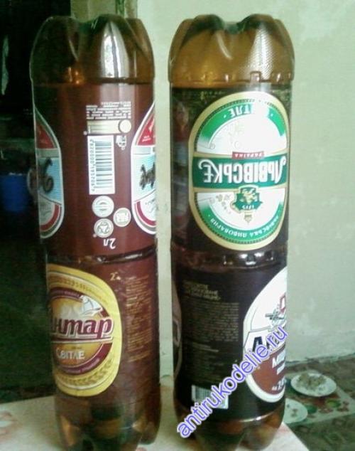 Кресло из бутылок пластиковых.