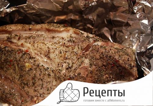 Как сделать мясо в духовке сочным и мягким. Мясо запеченное в духовке в фольге целым куском 14 Как сделать мясо в духовке сочным и мягким. Мясо запеченное в духовке в фольге целым куском 14
