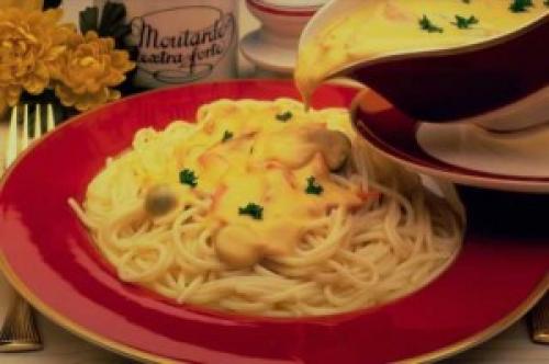 Соус для пасты сливочный. Сливочный соус для пасты