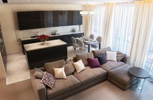 Кухня с зоной отдыха с диваном. Диван для зоны отдыха