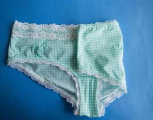 Как сложить трусы, как салфетки. Как сложить трусы компактно