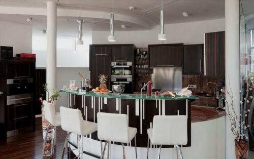 Идеи барных стоек для кухни. Барные стойки для дома