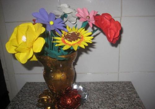 Простая ваза из пластиковой бутылки. Ваза из пластиковой бутылки