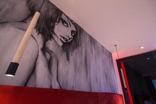 Квартира с эко — камином и двумя спальнями, г. Киев 12