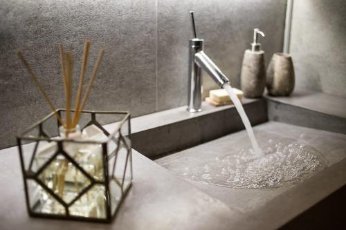 Квартира с эко — камином и двумя спальнями, г. Киев 18