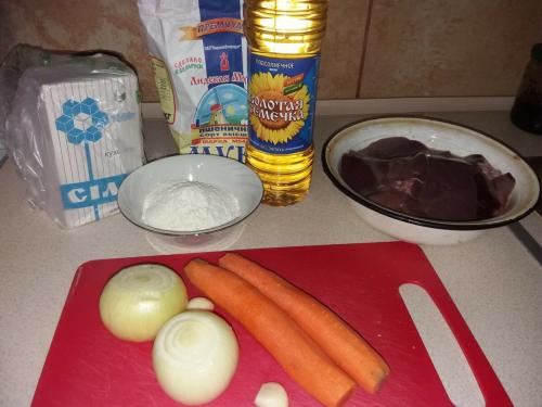 Как приготовить печень свиную. Нежная свиная печень с овощами