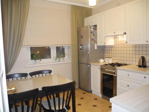 Салатовые шторы на кухню. Какие шторы можно выбрать для кухни