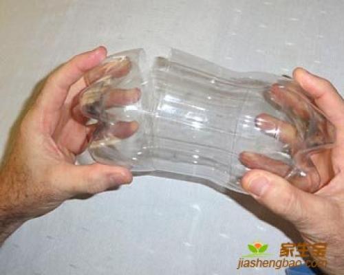 Пингвин из пластиковой бутылки. 10