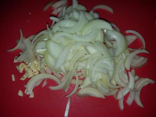 Как приготовить печень свиную. Нежная свиная печень с овощами