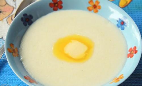 Сколько манки на стакан молока. Манная каша без комочков на одном стакане молока