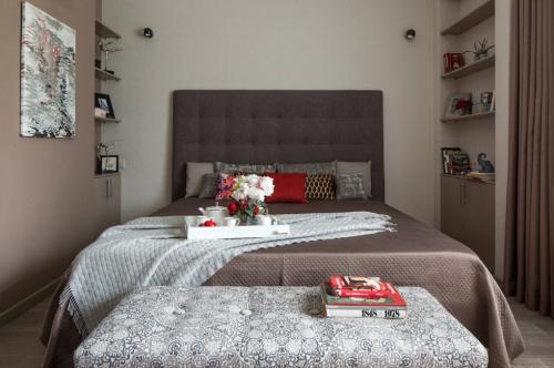 Как обставить длинную узкую спальню. Особенности дизайна длинной спальни