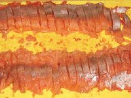 Как быстро засолить рыбу в домашних условиях. Рыба с луком 10 Как быстро засолить рыбу в домашних условиях. Рыба с луком 10