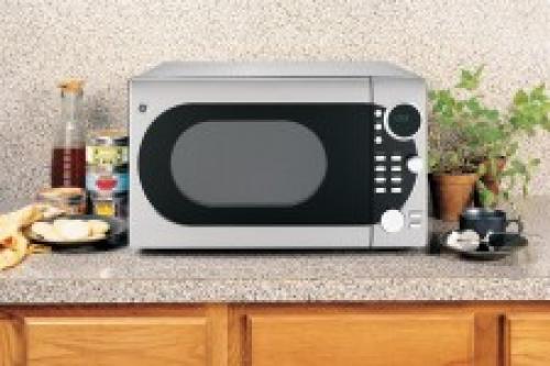Можно ли микроволновку ставить в шкаф. Куда поставить микроволновку на кухне – 25 удачных решений 05 Можно ли микроволновку ставить в шкаф. Куда поставить микроволновку на кухне – 25 удачных решений 05