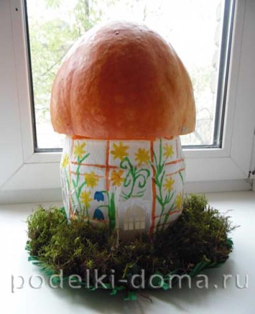 Как сделать игрушечный домик из пластиковых бутылок. Гриб-дом из бутылки Отредактирова. 2019
