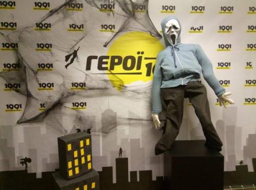 Как украсить магазин к хэллоуину. Как украсить дом, квартиру на Хэллоуин 19 Как украсить магазин к хэллоуину. Как украсить дом, квартиру на Хэллоуин 19