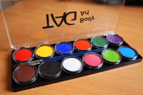 Как украсить магазин к хэллоуину. Как украсить дом, квартиру на Хэллоуин 15 Как украсить магазин к хэллоуину. Как украсить дом, квартиру на Хэллоуин 15