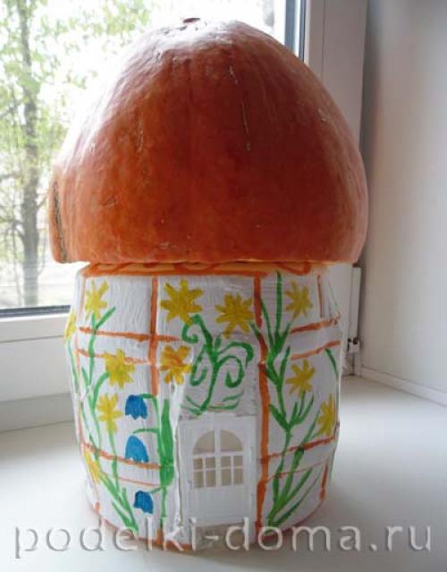 Как сделать игрушечный домик из пластиковых бутылок. Гриб-дом из бутылки Отредактирова. 2019