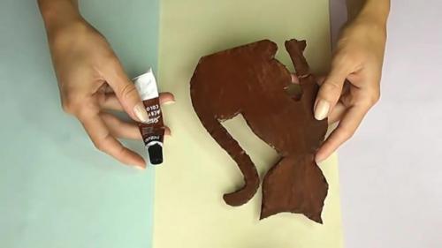 Кошки из бутылок и шпагата. Декоративная поделка (кошка) из кофейных зёрен