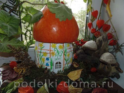 Как сделать игрушечный домик из пластиковых бутылок. Гриб-дом из бутылки Отредактирова. 2019