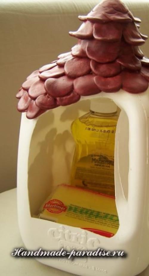 Домик своими руками из пластиковых бутылок. Мебель из подручных материалов: утилизируем пластиковые бутылки 16