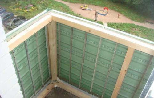 Можно ли зимой устанавливать пластиковые окна на балкон. Можно ли застеклять балкон зимой или в непогоду?