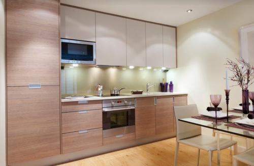 Комната студия с кухней. Какой гарнитур выбрать для квартиры студии