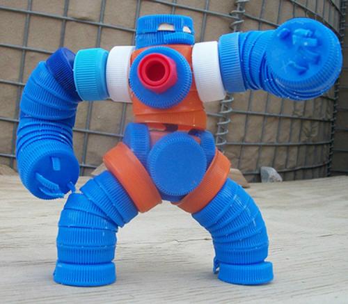 Поделки из пластиковых бутылок своими руками для детей. Поделки из пластиковых крышек от бутылок