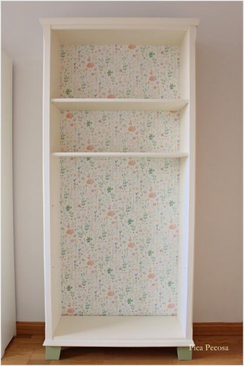 Переделка старых книжных полок. Вторая жизнь старых вещей: новый дизайн стандартной книжной полки