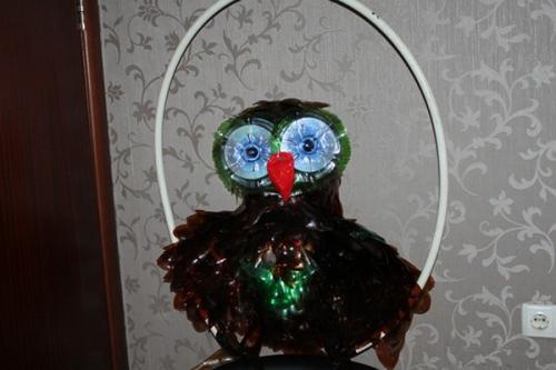 Белая сова из пластиковых бутылок. Смешная сова из пластиковой бутылки