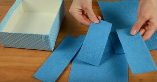 Оригинальные поделки ко Дню матери. Красивый подарок (поделка) ко Дню матери из ткани и фетра + выкройки