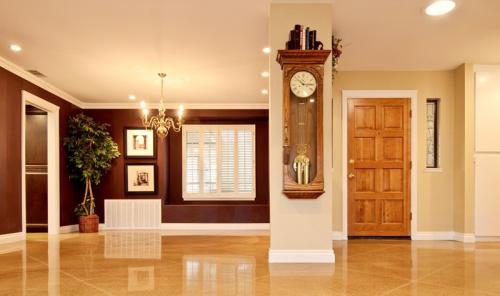 Как правильно подобрать плинтус по цвету для пола. Как выбрать плинтус: к чему подбирать 04