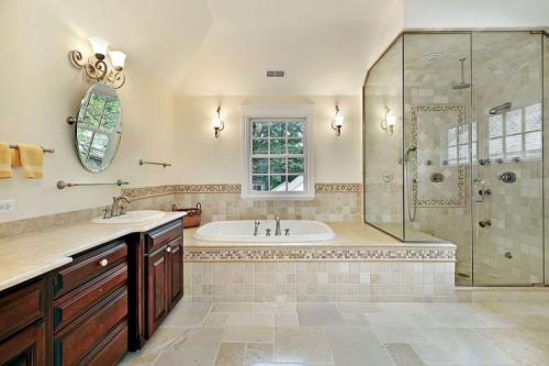 Дизайн кафельной плитки ванной комнате. Как выбрать плитку