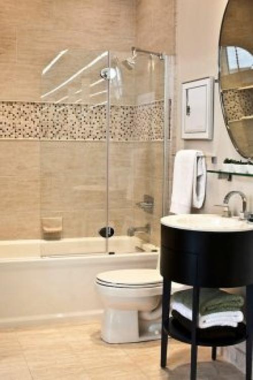 Сочетание бежевого и серого в ванной. Используем другие оттенки